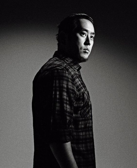 fotografia de joe hahn mixeando en vivo